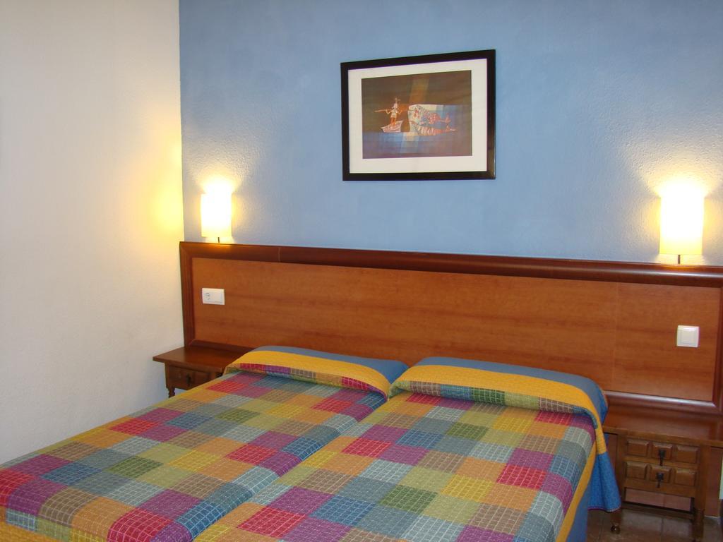 Hostal Platja Cambrils Ruang foto