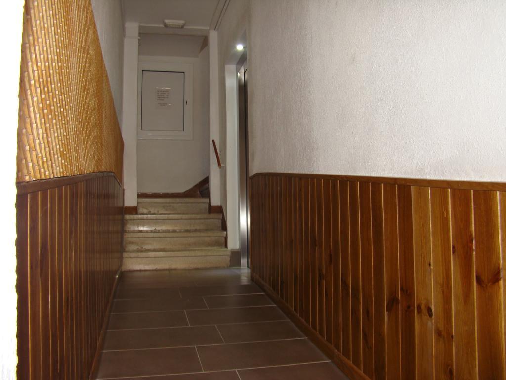 Hostal Platja Cambrils Bagian luar foto